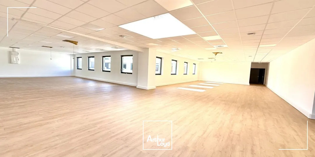Bureaux - Location - VITROLLES - 13127 - 72-2627 - 7889086