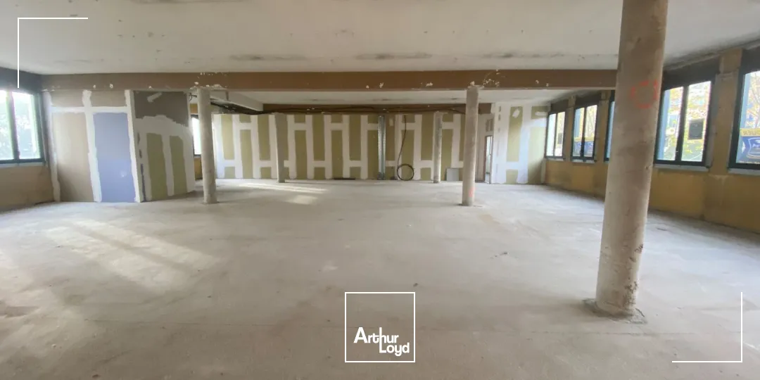 Bureaux - Location - PORT DE BOUC - 13110 - 246-246 - 7889156