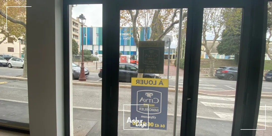 Bureaux - Location - PORT DE BOUC - 13110 - 246-246 - 7889157