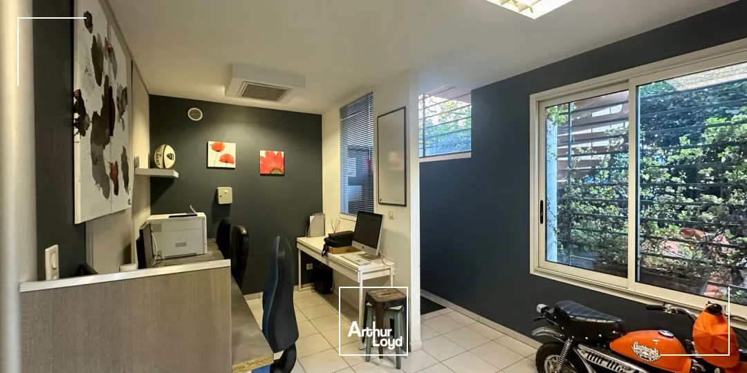 Locaux d'activité & Entrepôts - Location - VENELLES - 13770 - 120-120 - 7889277