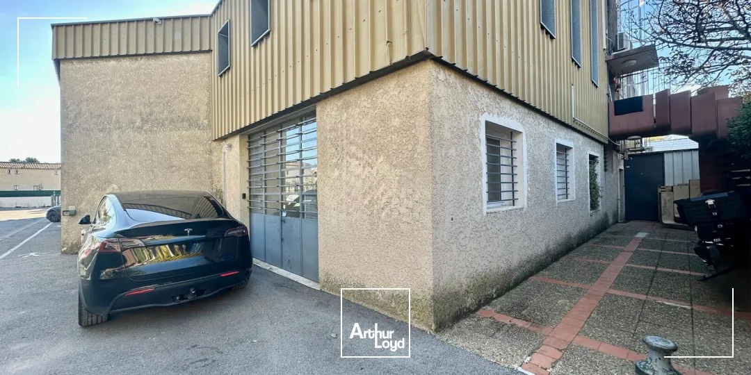 Locaux d'activité & Entrepôts - Location - VENELLES - 13770 - 120-120 - 7889276