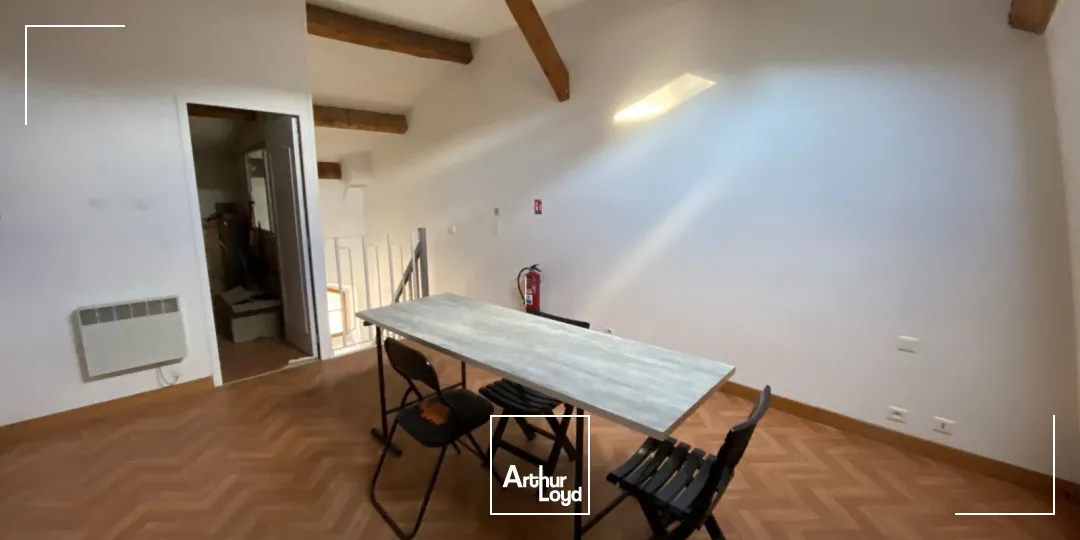 Bureaux - Location - SALON DE PROVENCE - 13300 - 74.82-221.37 - 7889343