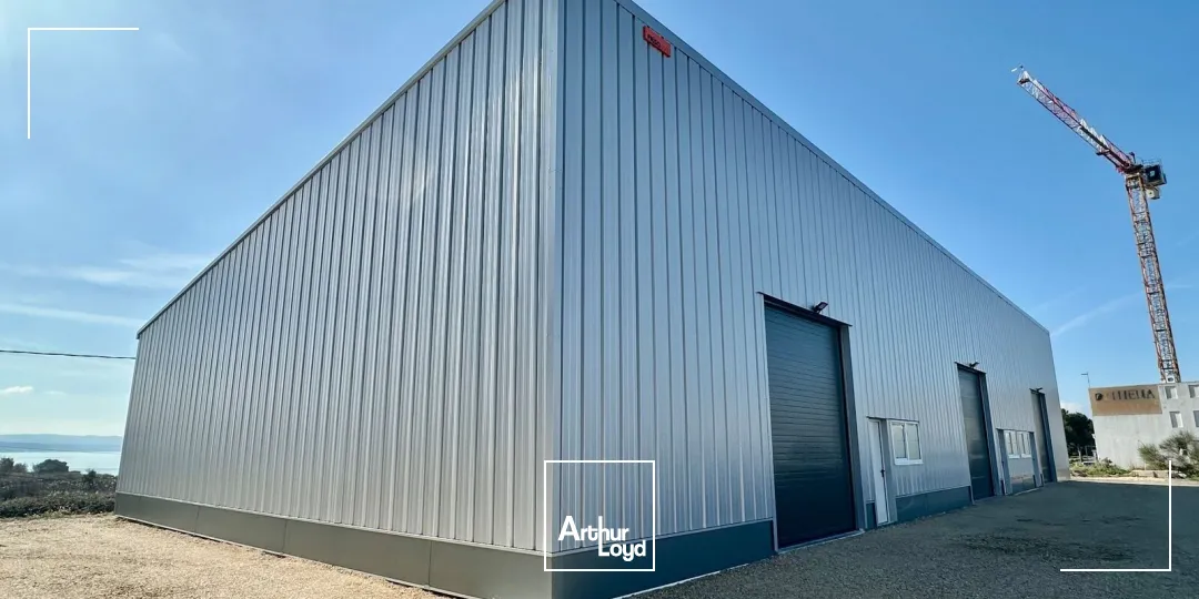 Locaux d'activité & Entrepôts - Location - ROGNAC - 13340 - 200-400 - 7889375