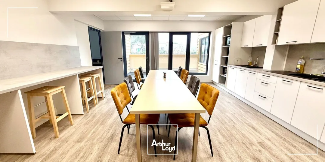 Bureaux - Location - VITROLLES - 13127 - 206.6-206.6 - 7889429