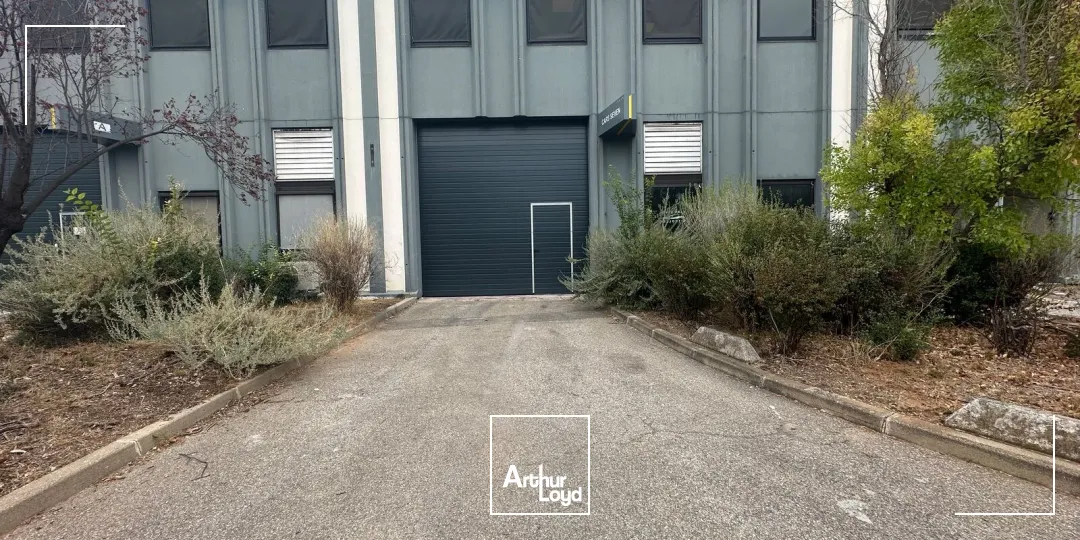 Locaux d'activité & Entrepôts - Location - VITROLLES - 13127 - 292-292 - 7889619