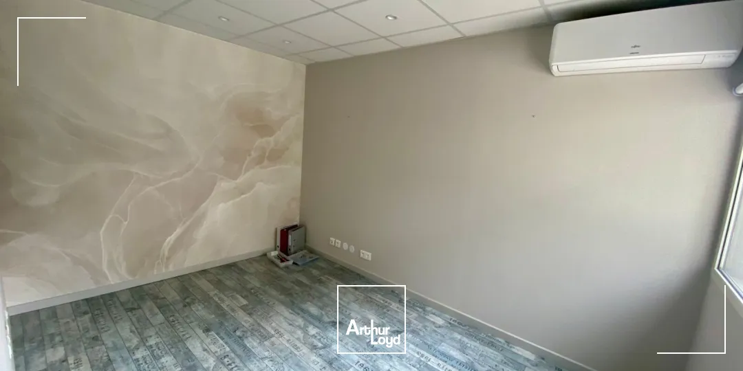 Bureaux - Location - SALON DE PROVENCE - 13300 - 105-105 - 7889637