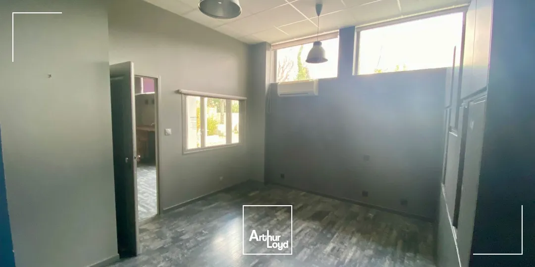 Bureaux - Location - SALON DE PROVENCE - 13300 - 105-105 - 7889638