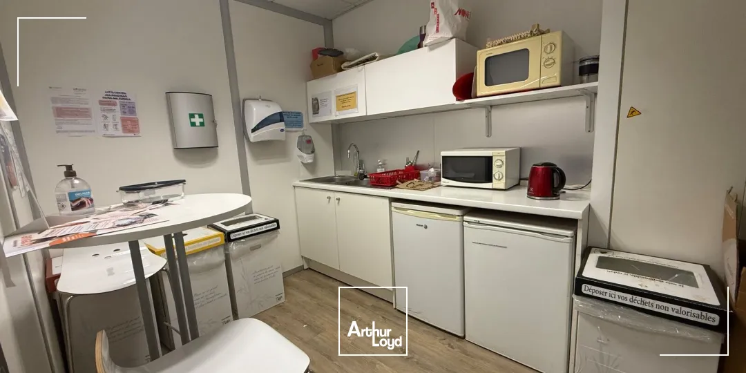 Bureaux - Location - AIX EN PROVENCE - 13290 - 261-818 - 7889677