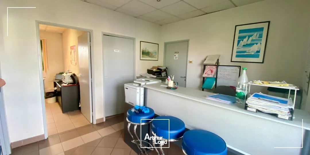 Bureaux - Location - SALON DE PROVENCE - 13300 - 70-70 - 7889686