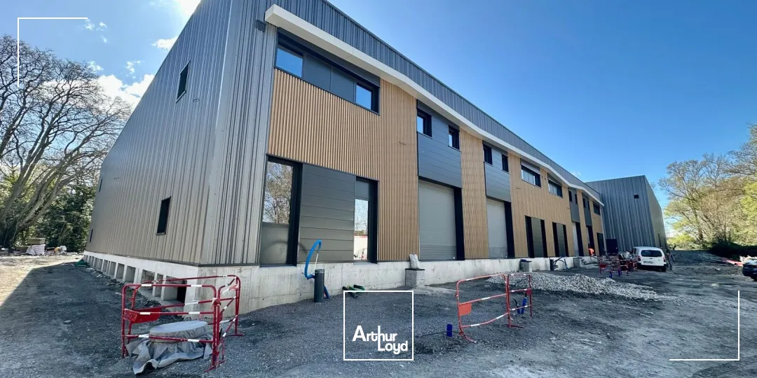 Locaux d'activité & Entrepôts - Vente - BOUC BEL AIR - 13320 - 262.13-1052.5 - 7889802