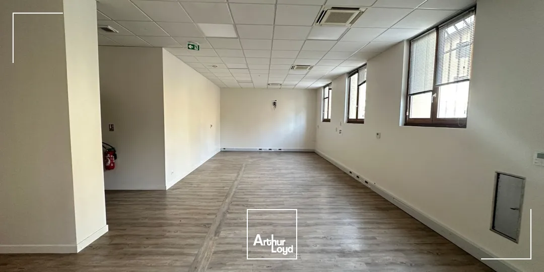 Bureaux - Location - AIX EN PROVENCE - 13100 - 123-447 - 7890008