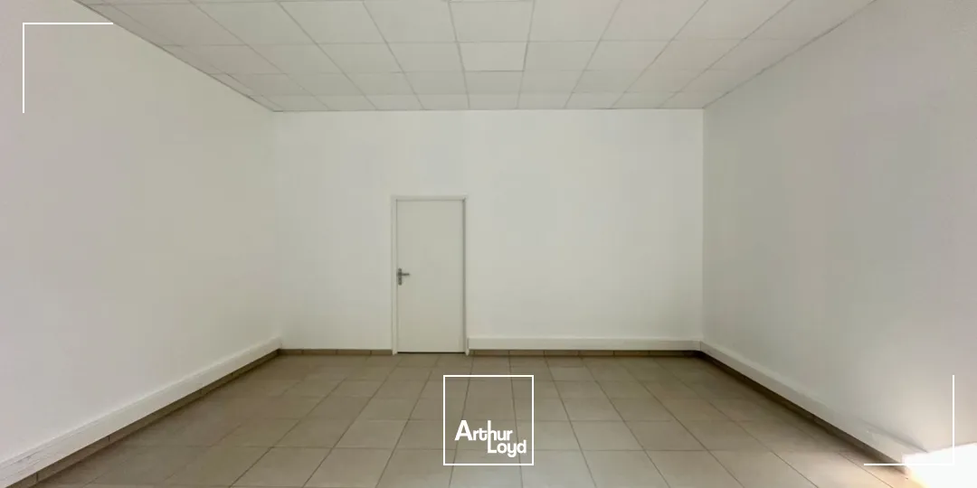 Locaux d'activité & Entrepôts - Location - BOUC BEL AIR - 13320 - 262.12-1052.48 - 7890023