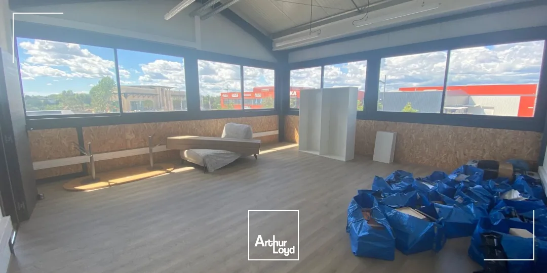 Locaux d'activité & Entrepôts - Location - SALON DE PROVENCE - 13300 - 766-766 - 7890047