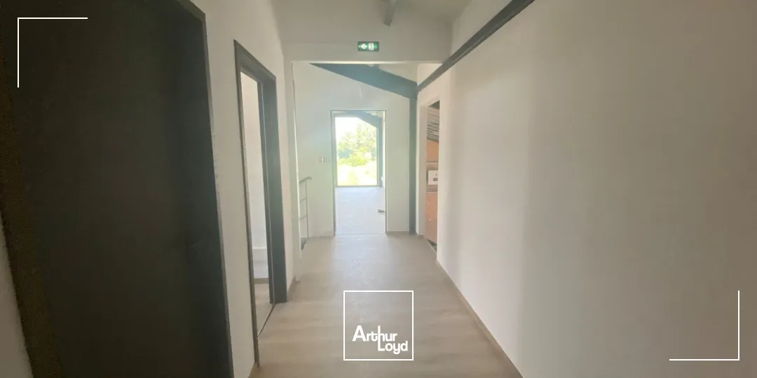 Locaux d'activité & Entrepôts - Location - SALON DE PROVENCE - 13300 - 766-766 - 7890050