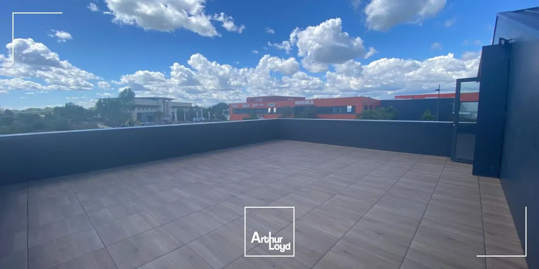 Locaux d'activité & Entrepôts - Location - SALON DE PROVENCE - 13300 - 766-766 - 7890052