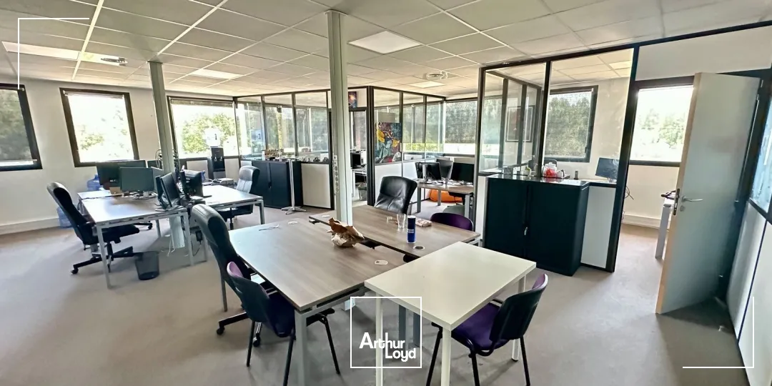 Bureaux - Vente - CHATEAUNEUF LE ROUGE - 13790 - 113.5-113.5 - 7890238