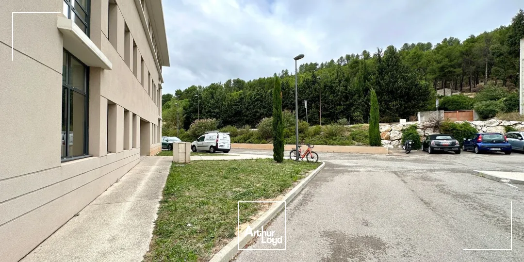 Bureaux - Vente - CHATEAUNEUF LE ROUGE - 13790 - 113.5-113.5 - 7890242