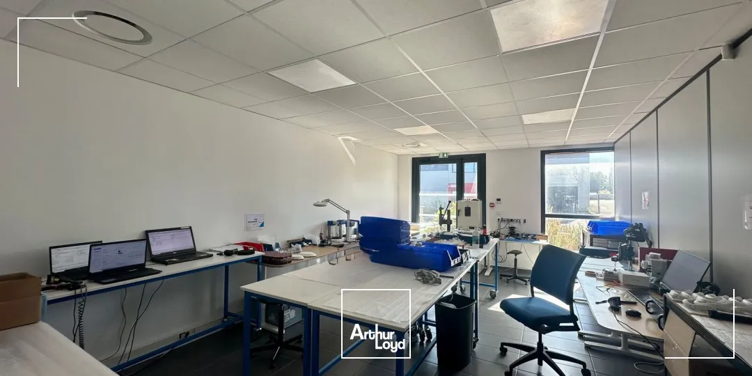 Locaux d'activité & Entrepôts - Location - GIGNAC LA NERTHE - 13180 - 606-606 - 7890315