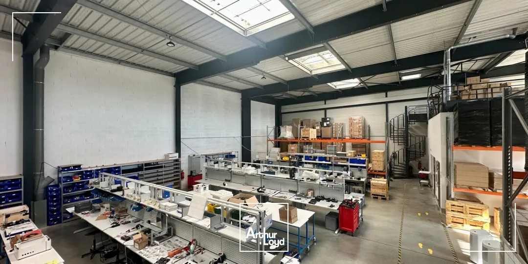 Locaux d'activité & Entrepôts - Location - GIGNAC LA NERTHE - 13180 - 606-606 - 7890310