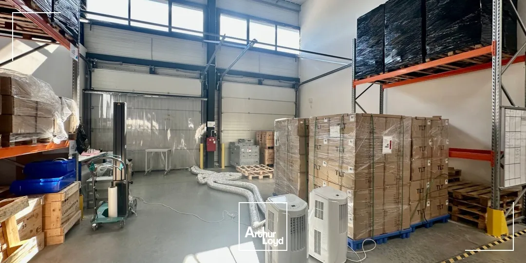 Locaux d'activité & Entrepôts - Location - GIGNAC LA NERTHE - 13180 - 606-606 - 7890311