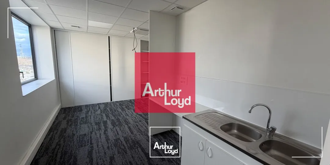 Bureaux - Location - SEYSSINET PARISET - 38170 - 106.51-837.6 - 7890836