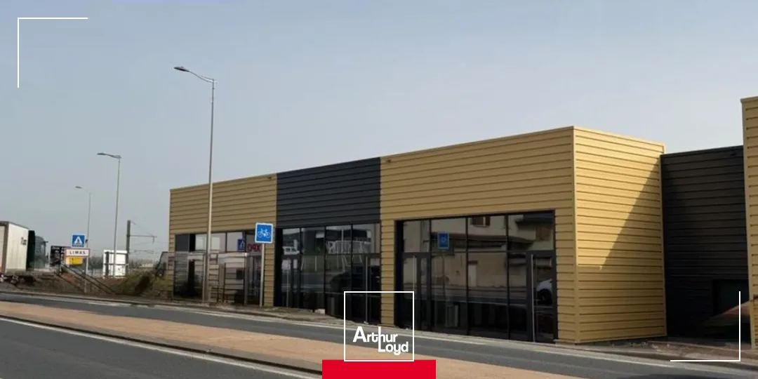 Locaux d'activité & Entrepôts - Location - LIMAS - 69400 - 166.98-1181.2 - 7891240