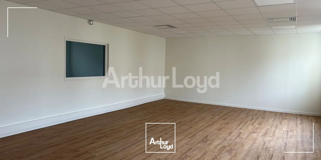 Locaux d'activité & Entrepôts - Location - VILLENEUVE D'ASCQ - 59650 - 233-2049 - 7891686