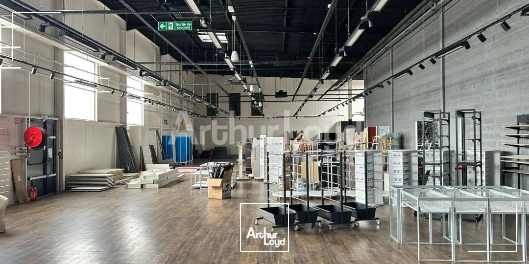 Locaux commerciaux - Location - CAPINGHEM - 59160 - 420-840 - 7891881
