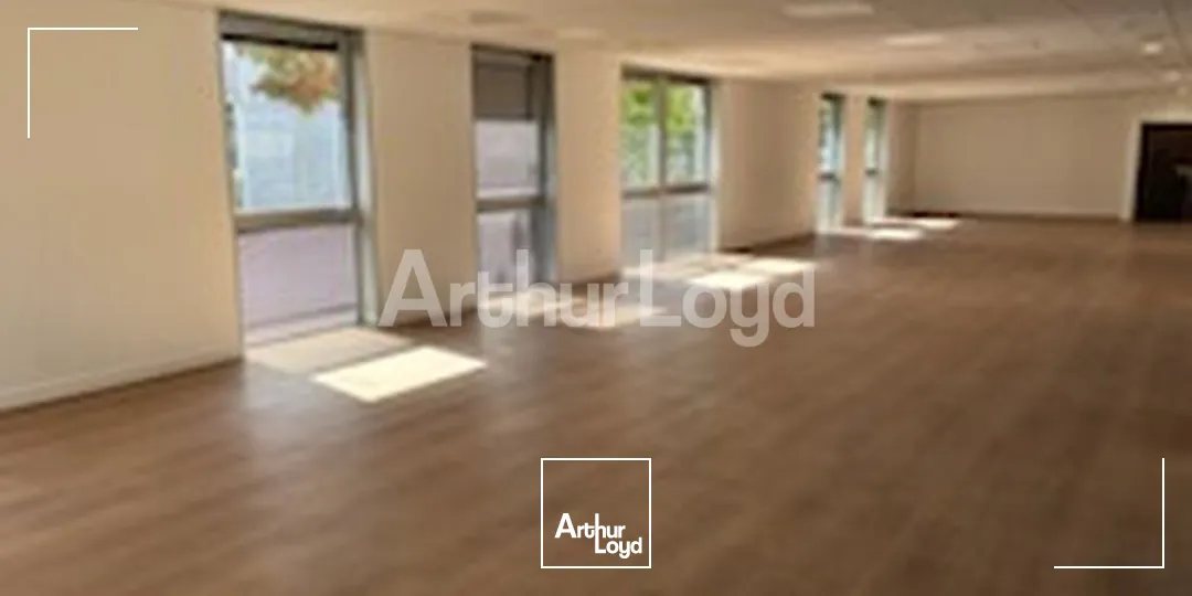 Bureaux - Location - MARCQ EN BAROEUL - 59700 - 66.11-2185.59 - 7891968