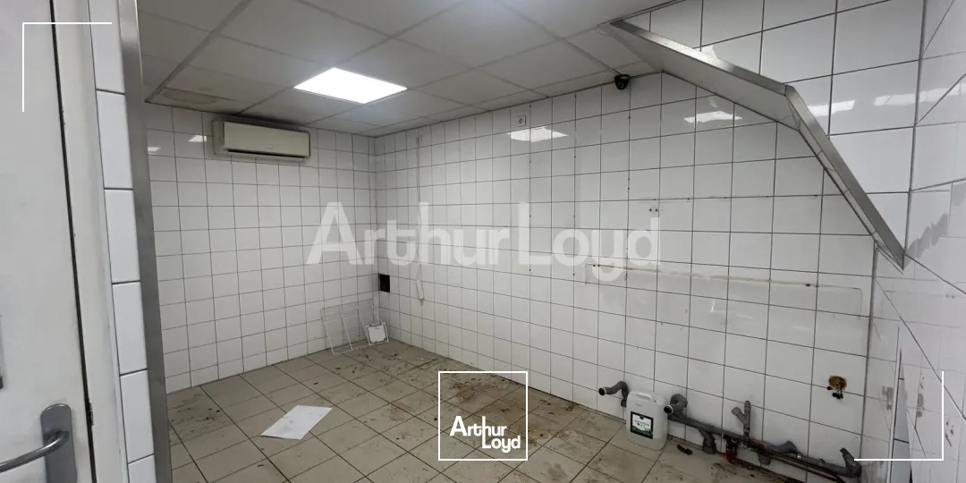 Locaux commerciaux - Location - LILLE - 59000 - 110-110 - 7892143