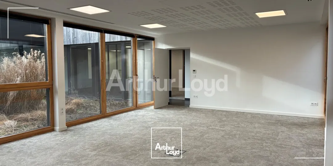 Bureaux - Location - VILLENEUVE D'ASCQ - 59650 - 221-710.25 - 7892770