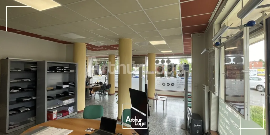 Locaux commerciaux - Location - MAUBEUGE - 59600 - 135-135 - 7892906