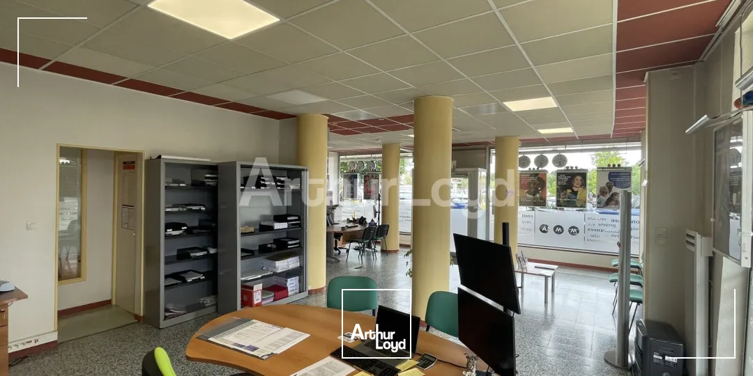 Locaux commerciaux - Location - MAUBEUGE - 59600 - 135-135 - 7892908