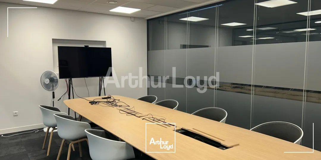 Locaux d'activité & Entrepôts - Location - MARCQ EN BAROEUL - 59700 - 849-849 - 7893425