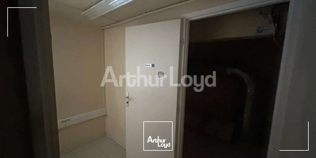 Locaux commerciaux - Location - LILLE - 59000 - 158-158 - 7893452