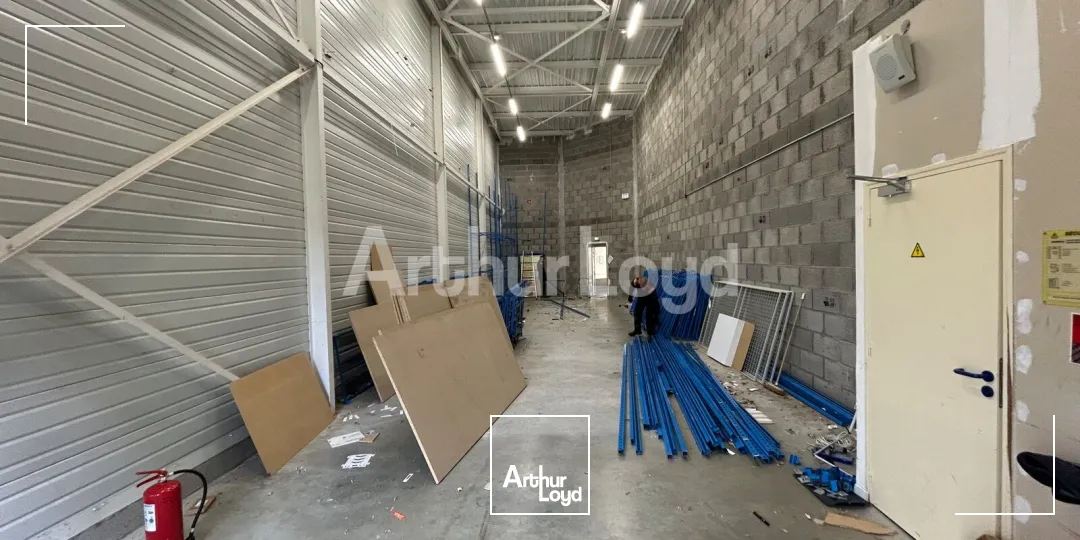 Locaux commerciaux - Location - SAINT MARTIN BOULOGNE - 62280 - 817-817 - 7893797