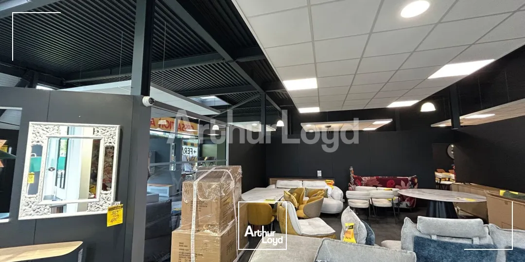 Locaux commerciaux - Location - VALENCIENNES - 59300 - 580-580 - 7894207