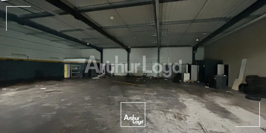 Locaux commerciaux - Location - LYS LEZ LANNOY - 59390 - 384-884 - 7894265