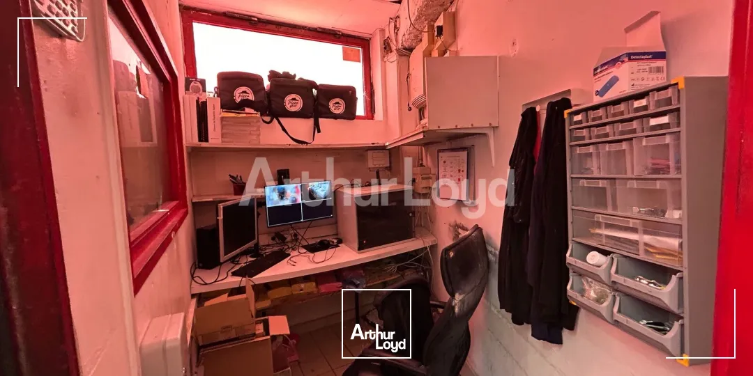 Locaux commerciaux - Location - MARCQ EN BAROEUL - 59700 - 100-100 - 7894297