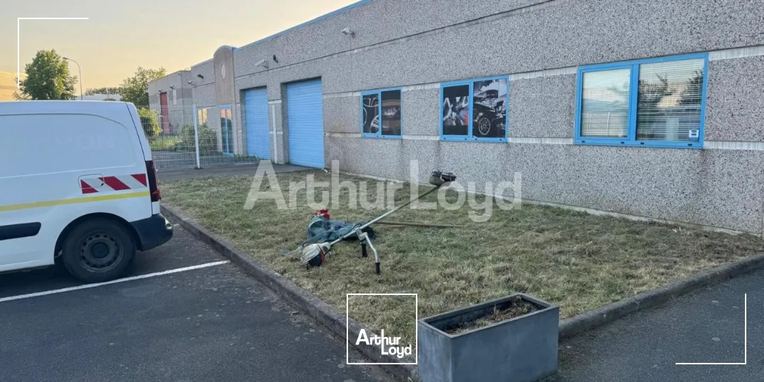 Locaux d'activité & Entrepôts - Vente - TOUFFLERS - 59390 - 440-440 - 7894304
