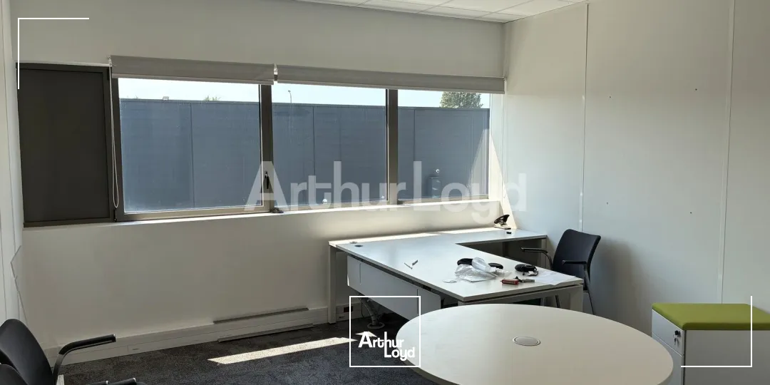 Bureaux - Location - LA CHAPELLE D'ARMENTIERES - 59930 - 300-300 - 7894327