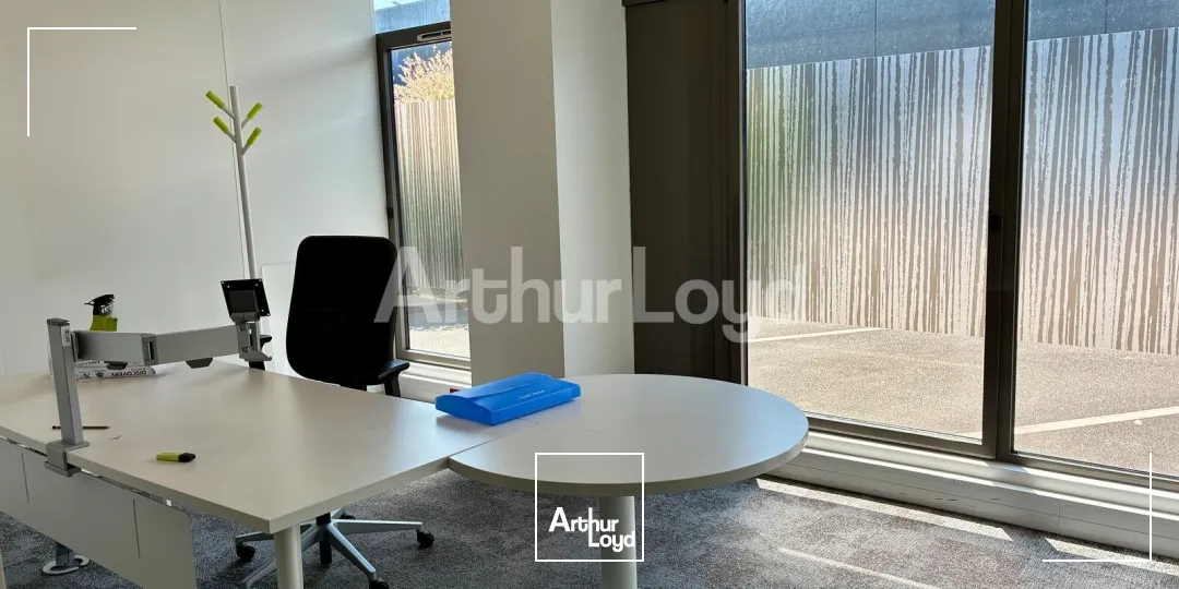 Bureaux - Location - LA CHAPELLE D'ARMENTIERES - 59930 - 300-300 - 7894323