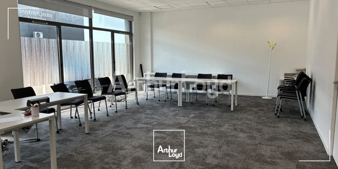 Bureaux - Location - LA CHAPELLE D'ARMENTIERES - 59930 - 300-300 - 7894330