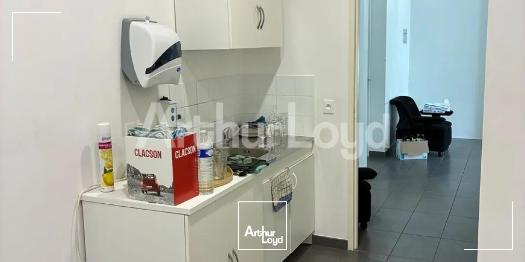 Bureaux - Location - LA CHAPELLE D'ARMENTIERES - 59930 - 300-300 - 7894331