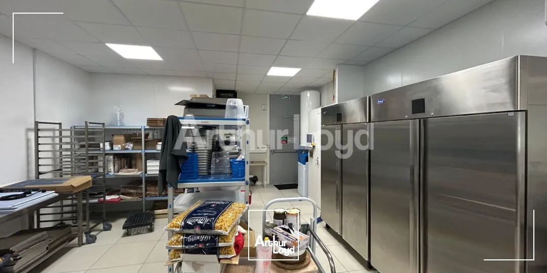 Locaux commerciaux - Location - FAMARS - 59300 - 150-150 - 7894354