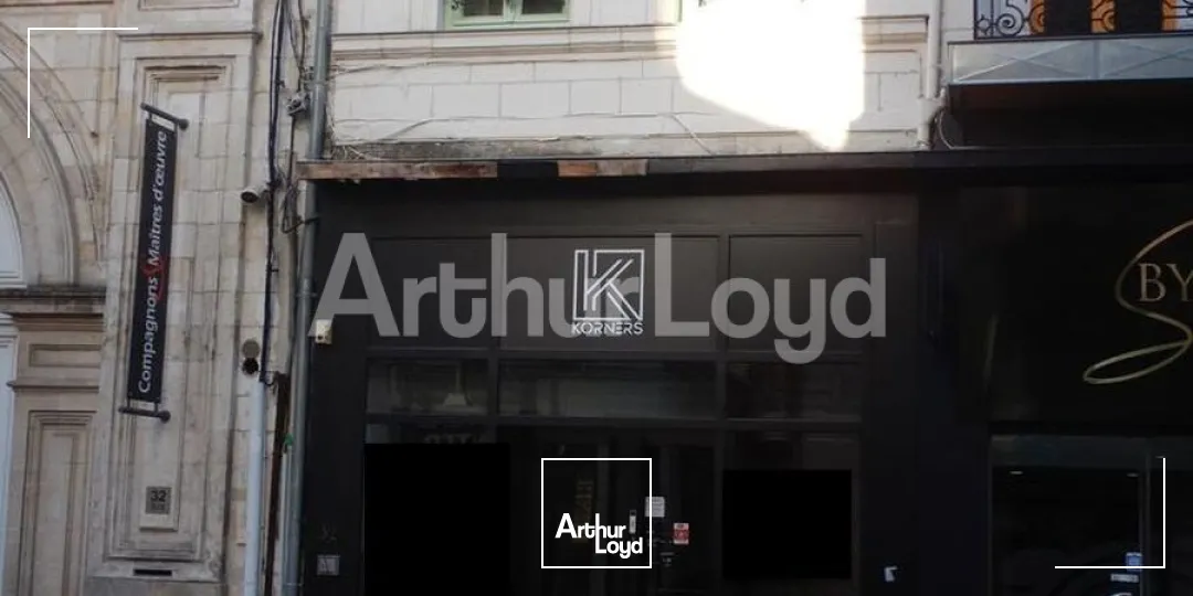 Locaux commerciaux - Location - ARRAS - 62000 - 136.6-136.6 - 7894672