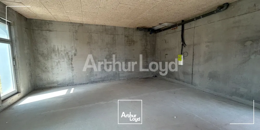 Locaux commerciaux - Location - LIEVIN - 62800 - 52.65-249.5 - 7894741