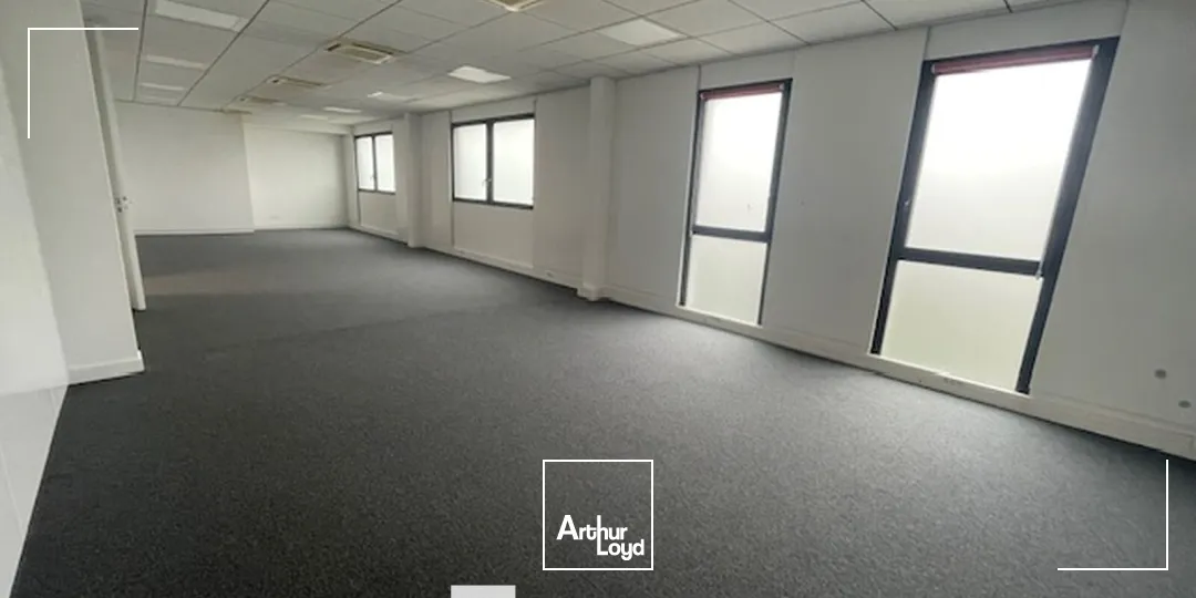 Bureaux - Location - SAINT PRIEST - 69800 - 21-1073 - 7895311