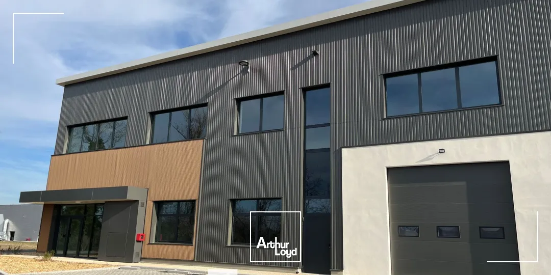 Locaux d'activité & Entrepôts - Location - SAINT PRIEST - 69800 - 608-14217 - 7895320