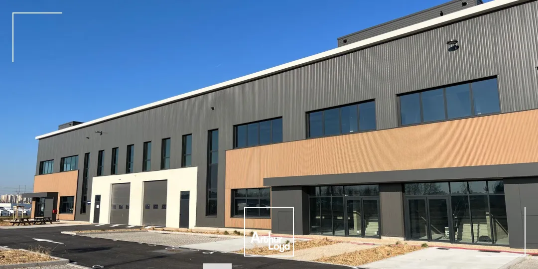 Locaux d'activité & Entrepôts - Location - SAINT PRIEST - 69800 - 608-14217 - 7895321